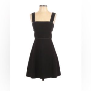 Elizabeth & James - Mini Dress (Size 4)